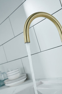 Смеситель для кухни Paulmark ESSEN бронза Es213211-BR