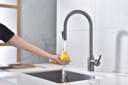 Смеситель для кухни Paulmark Universal вороненая сталь Un213880-GM