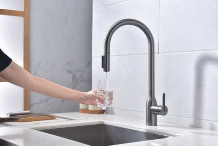 Смеситель для кухни Paulmark Universal вороненая сталь Un213880-GM