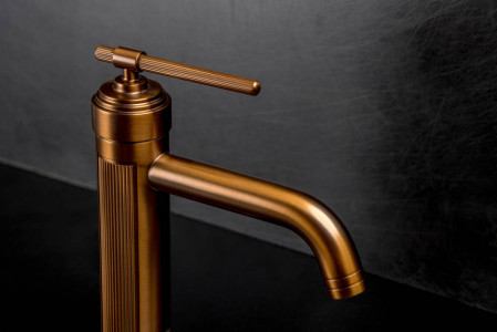 Смеситель для умывальника ETERNA BRUSHED BRONZE 171-BRB брашированная бронза
