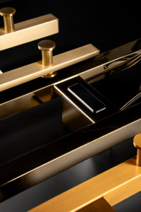 Полотенцесушитель электрический 1200 квадратный Boheme MATT GOLD 728-MG