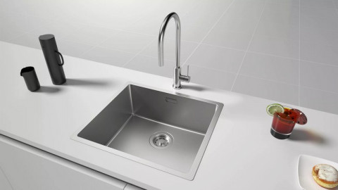Кухонная мойка Paulmark LASSAN 49 UNI LA49-BS брашированная нержавеющая сталь 49х44см