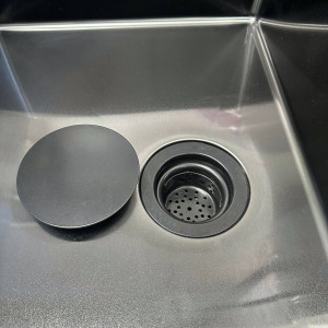 Кухонная мойка Roxen Simple 55 PVD (графит) с коландером и дозатором 55x48 см